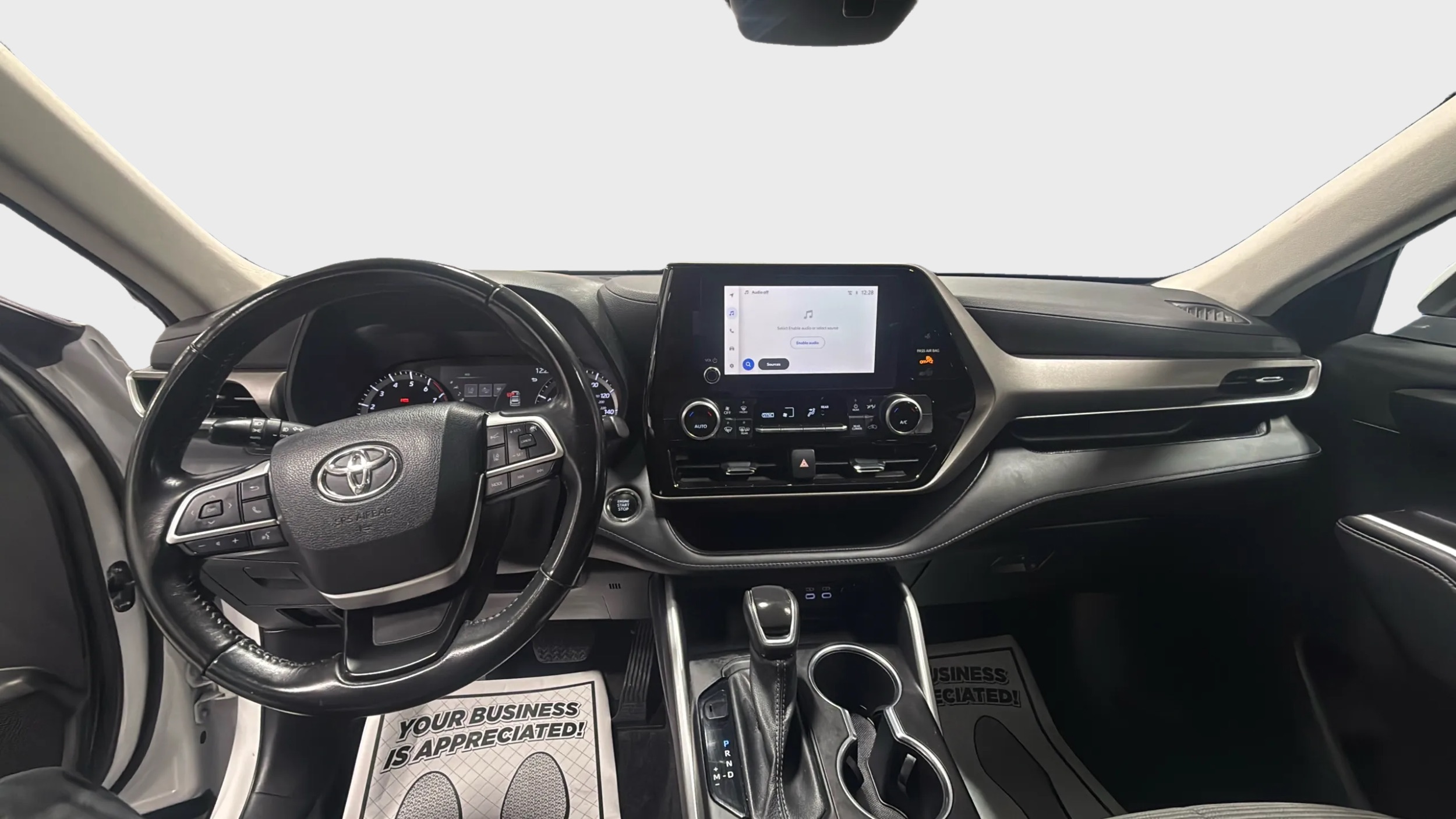 Photo 14 of this Toyota Highlander
