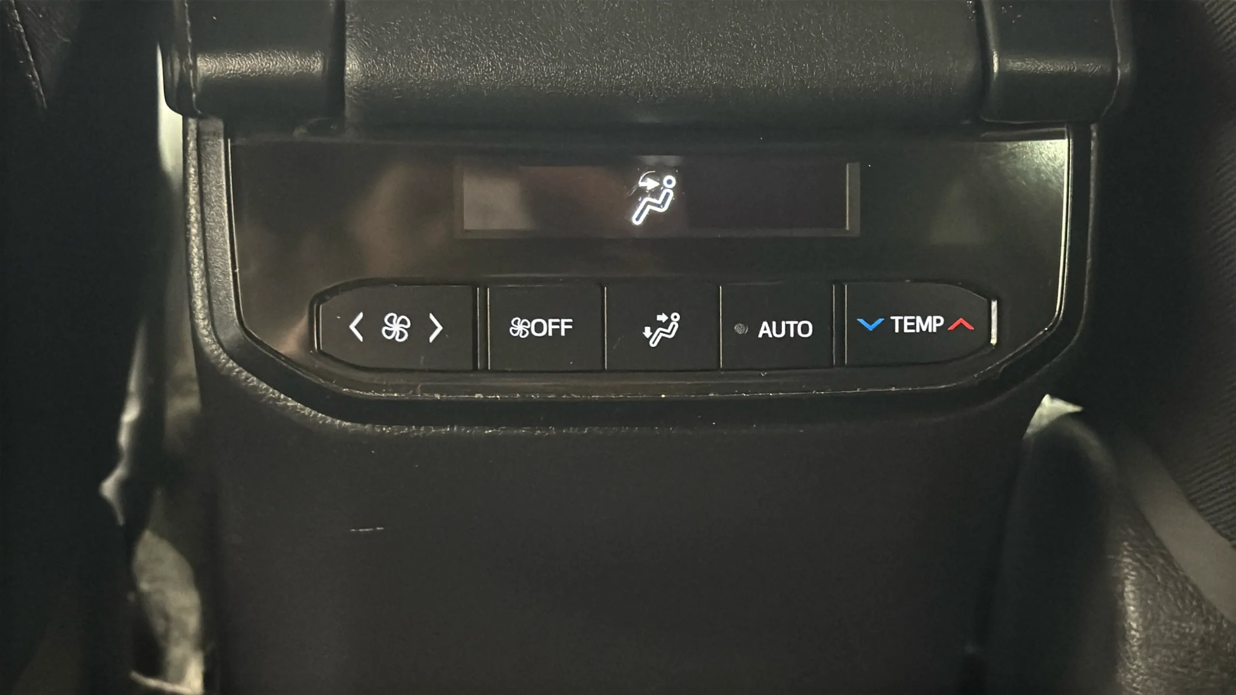 Photo 27 of this Toyota Highlander