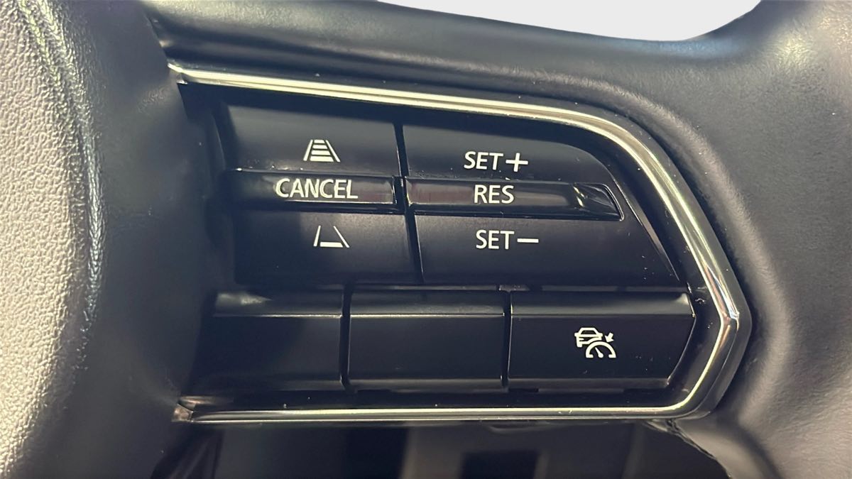 Photo 15 of this Mazda CX-90 PHEV