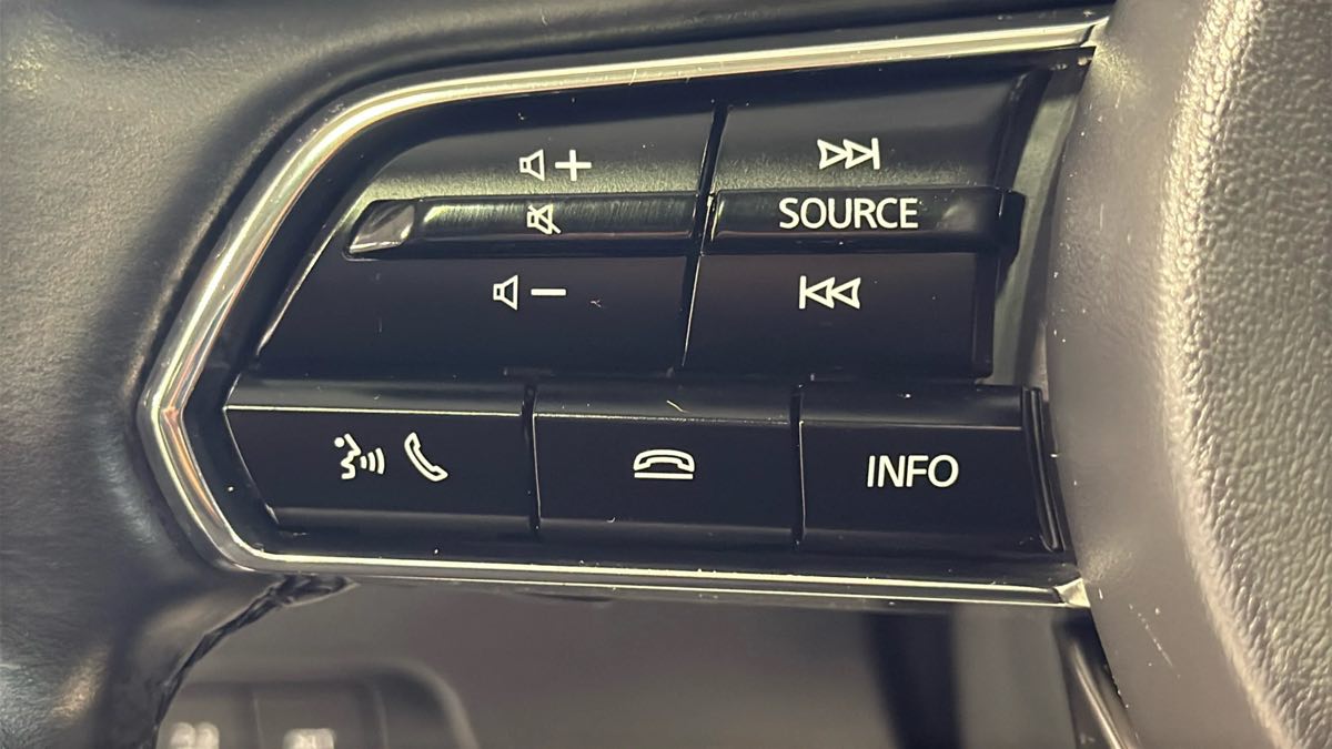 Photo 16 of this Mazda CX-90 PHEV