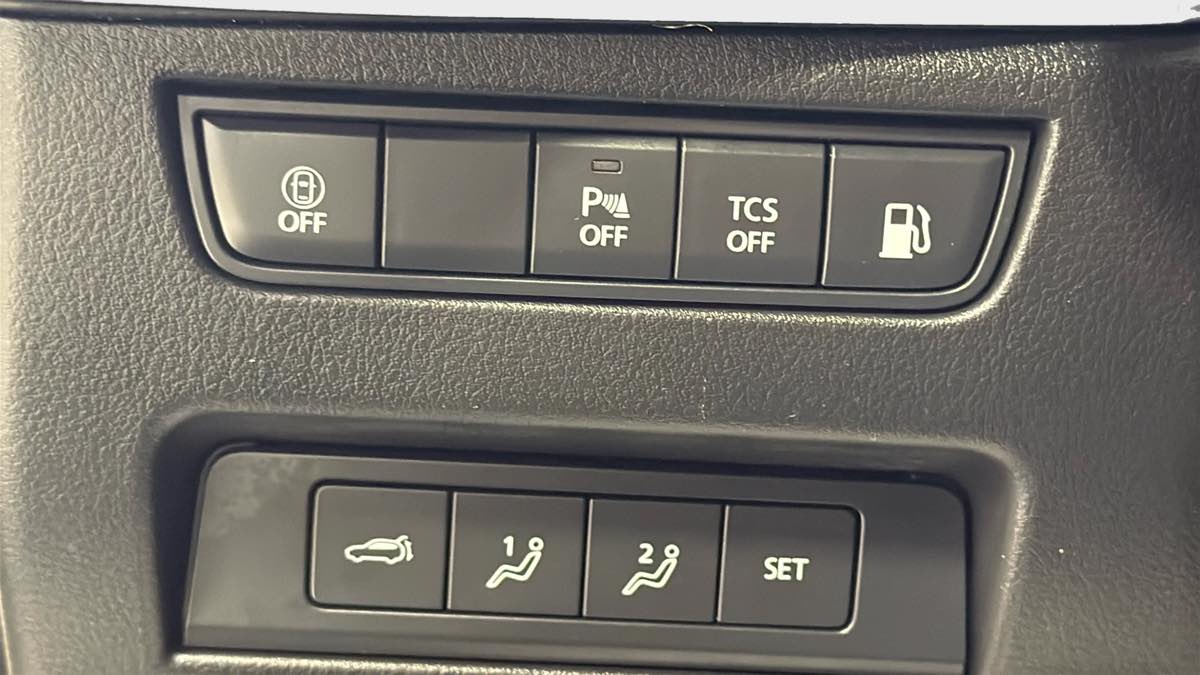 Photo 17 of this Mazda CX-90 PHEV