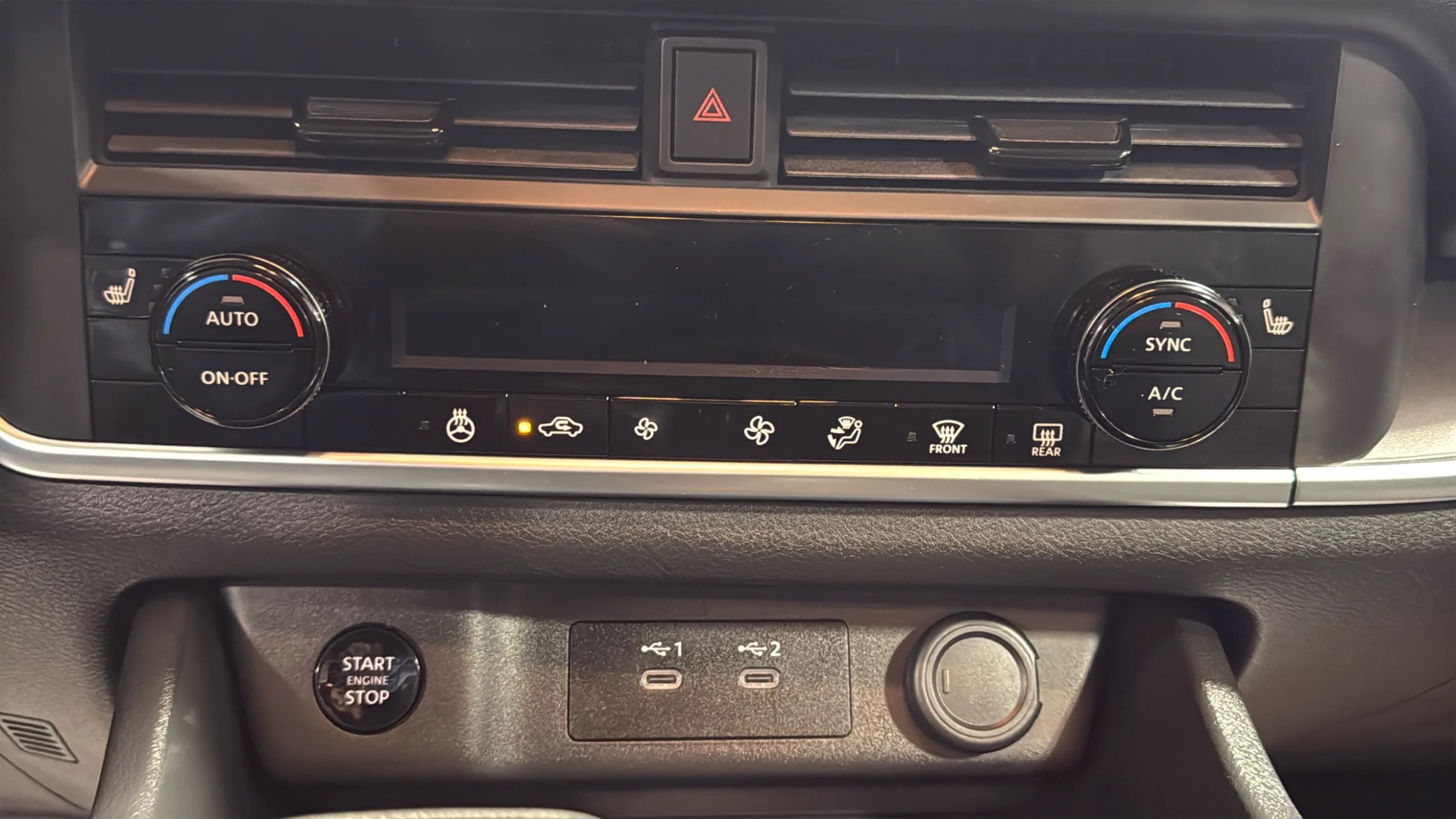 Photo 20 of this Nissan Rogue