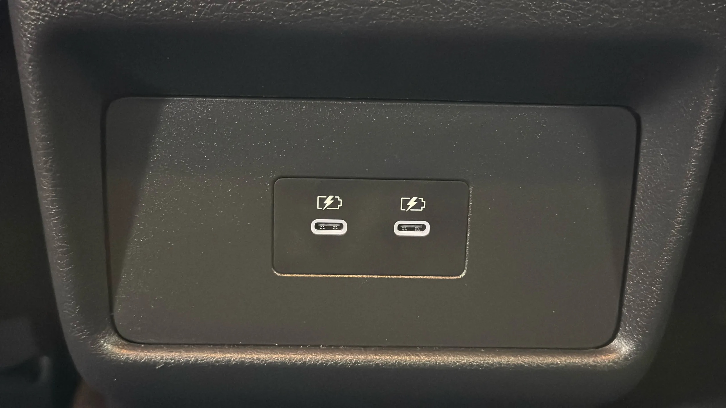Photo 26 of this Nissan Rogue