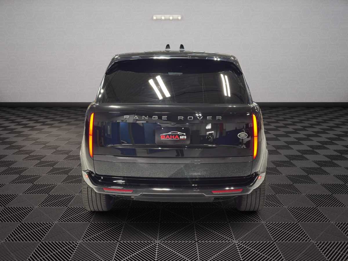 Photo 6 of this Land Rover Range Rover