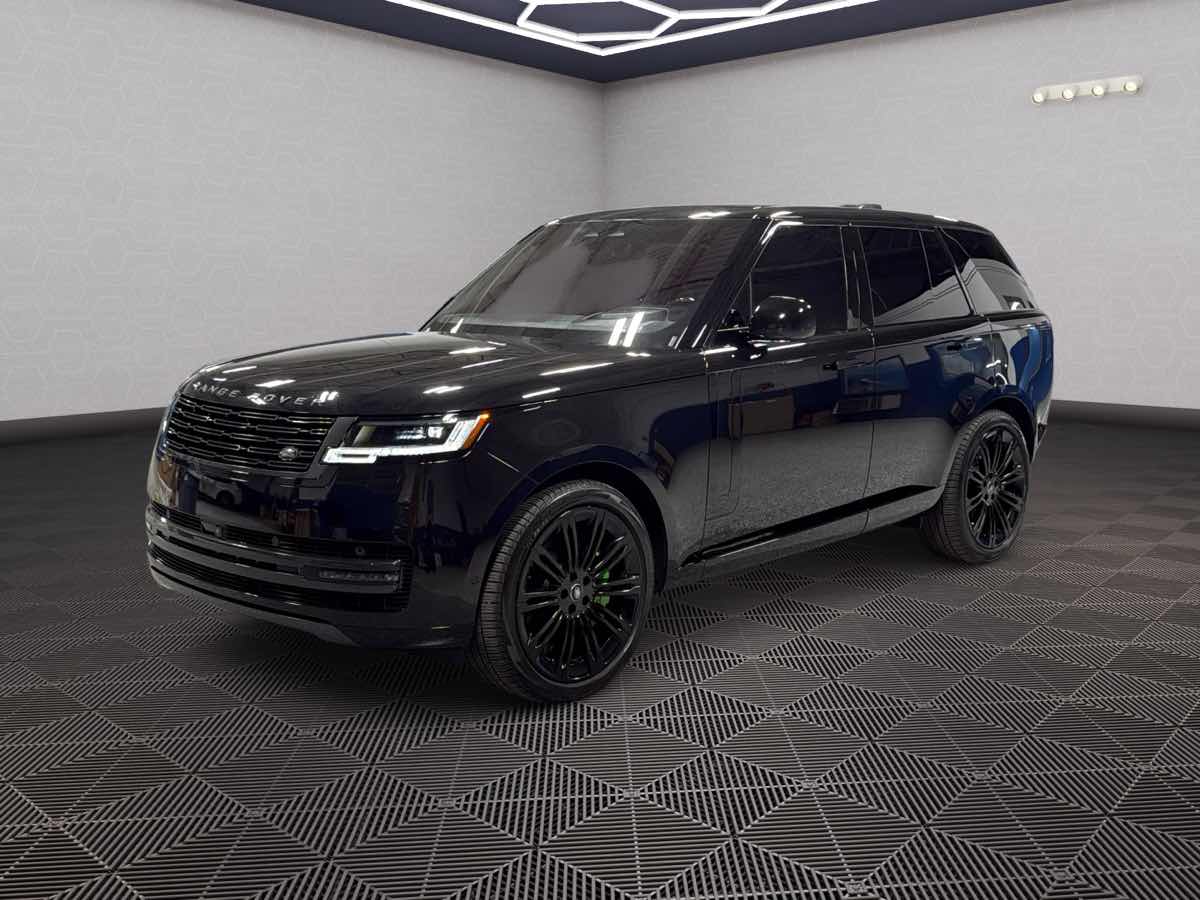 Photo 9 of this Land Rover Range Rover
