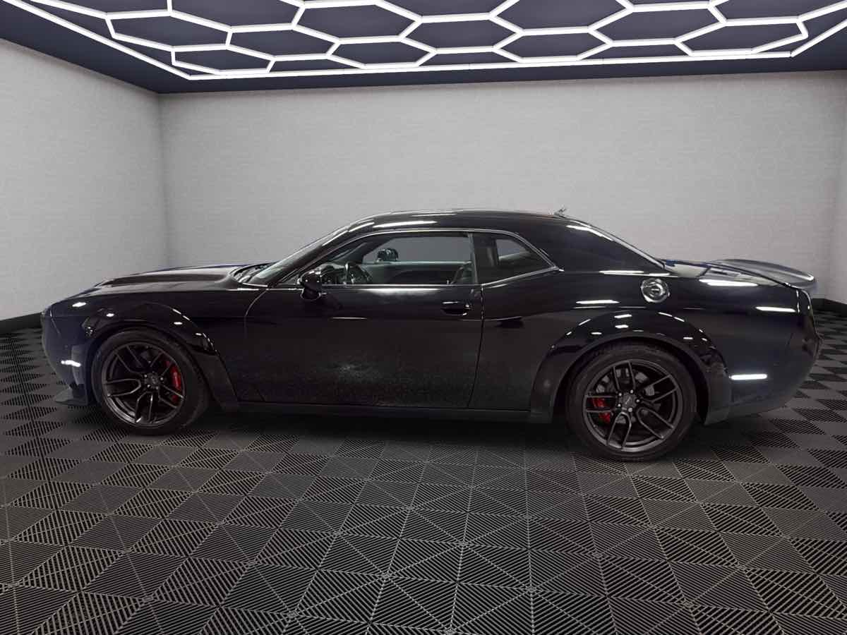 Photo 8 of this Dodge Challenger