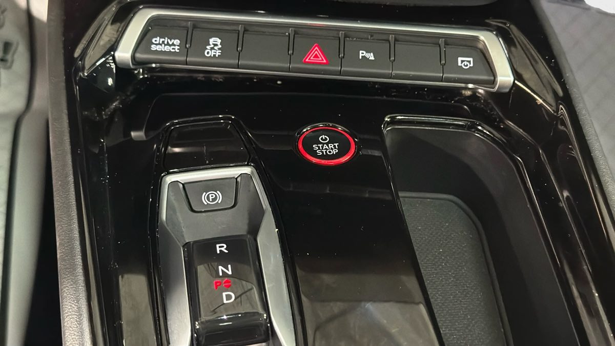 Photo 22 of this Audi e-tron GT