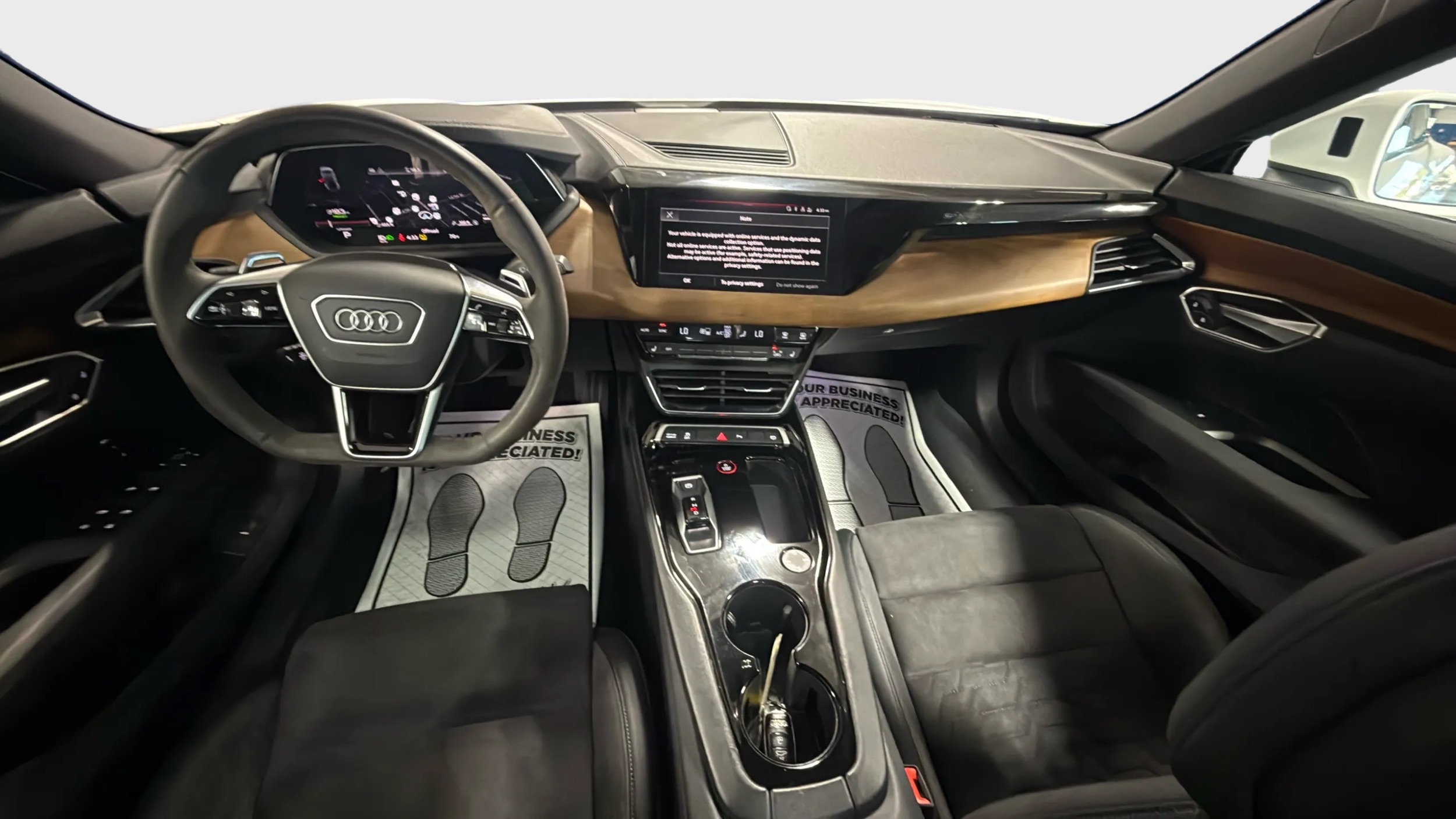 Photo 29 of this Audi e-tron GT