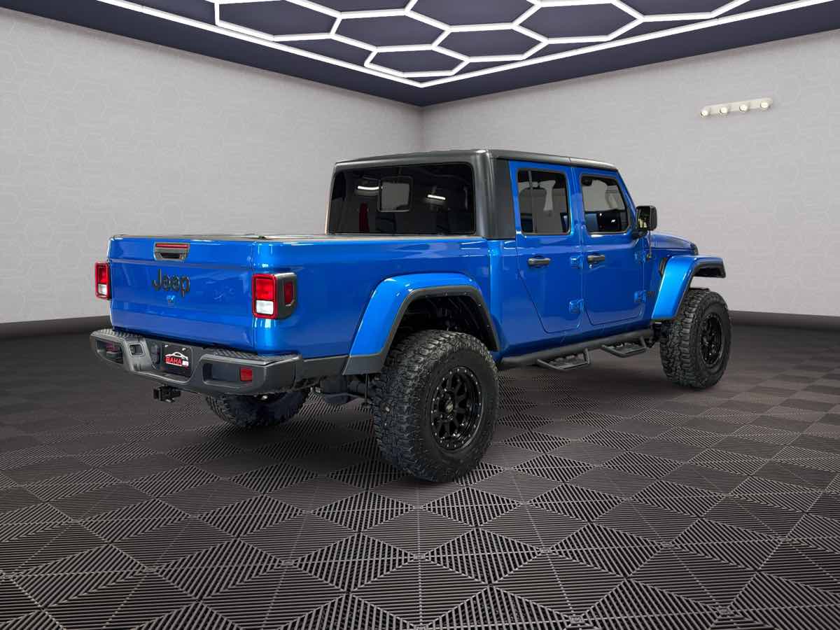 Photo 5 of this Jeep Gladiator