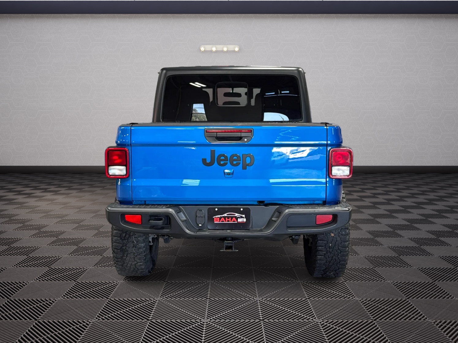 Photo 6 of this Jeep Gladiator