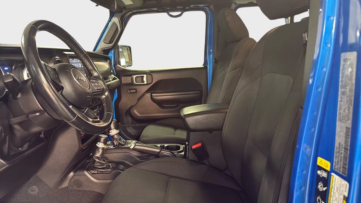 Photo 12 of this Jeep Gladiator