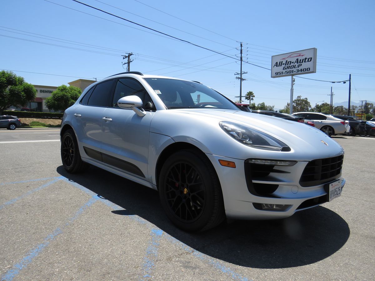 2017 Porsche Macan GTS