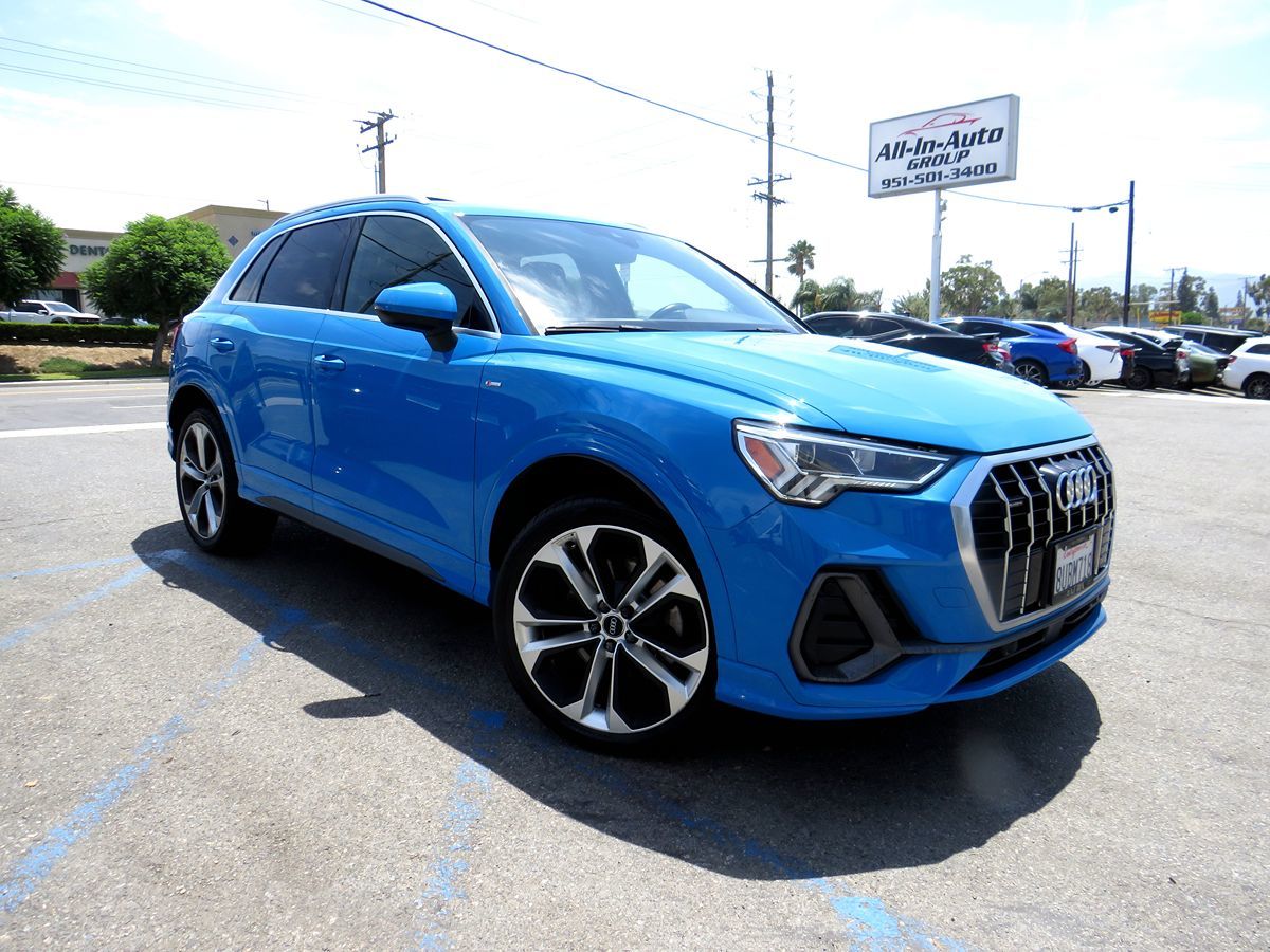 2020 Audi Q3 S line Premium Plus