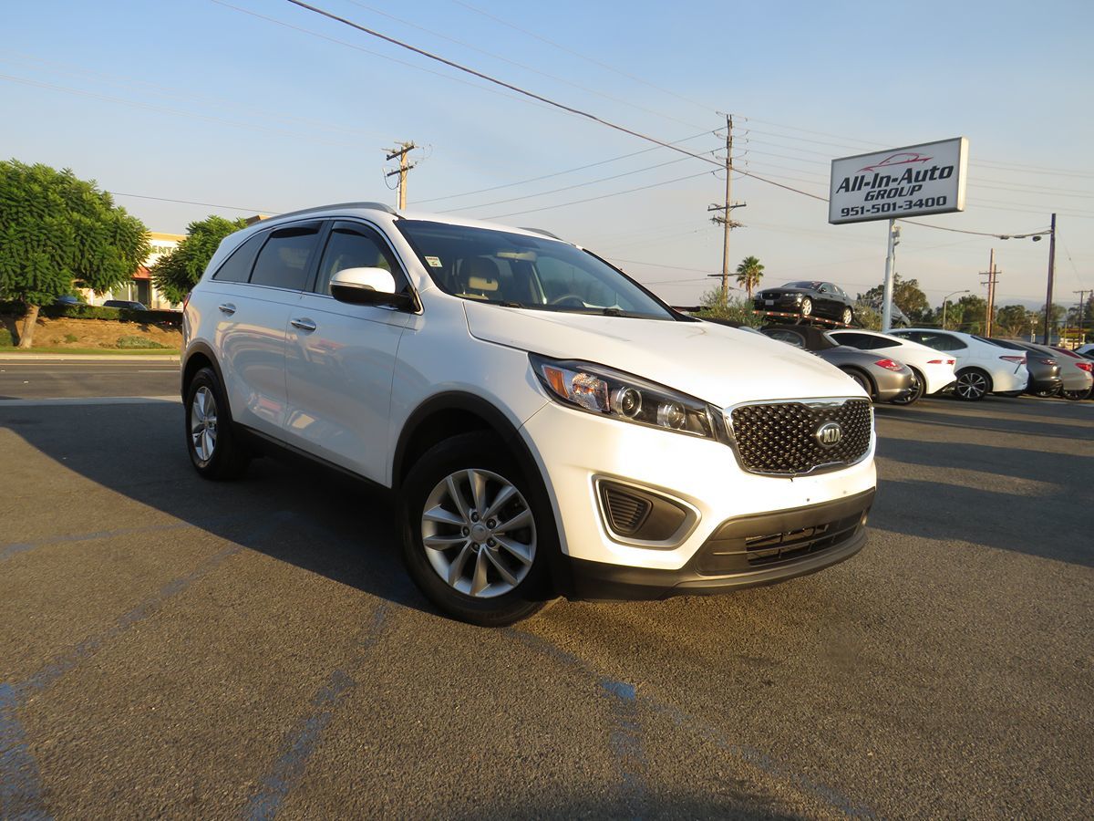 2017 Kia Sorento LX