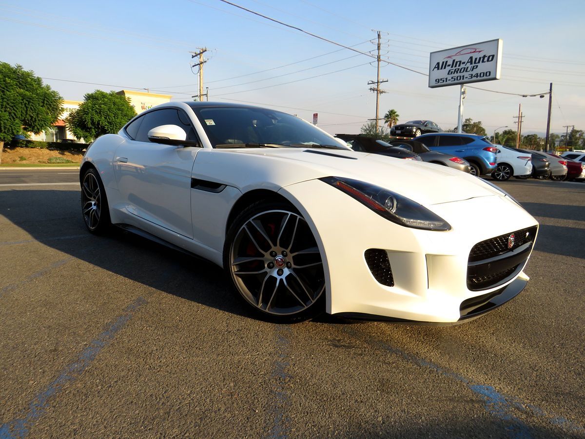 2015 Jaguar F-TYPE V8 R