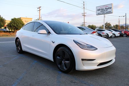 2019 Tesla Model 3 Standard Range Plus