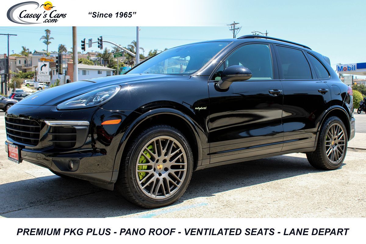 2017 Porsche Cayenne S E-Hybrid Platinum Edition