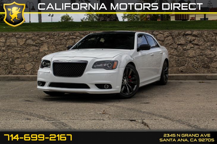 2014 Chrysler 300 SRT8 Core