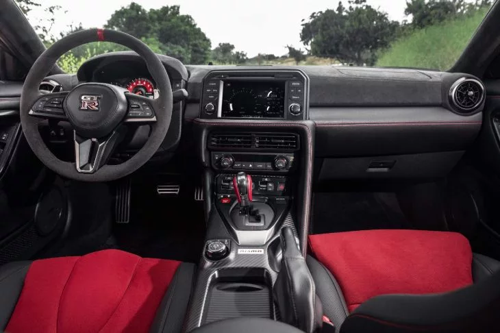 Sold 17 Nissan Gt R Nismo Awd In Santa Ana