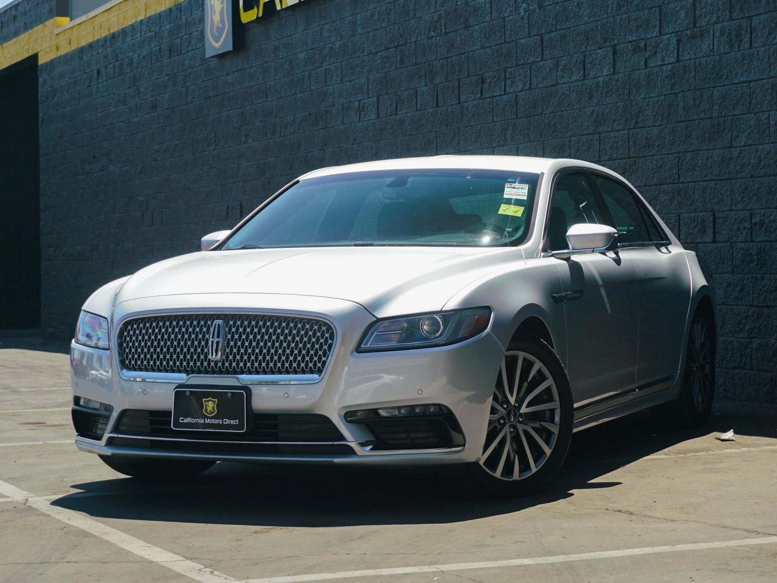 2017 Lincoln Continental Select