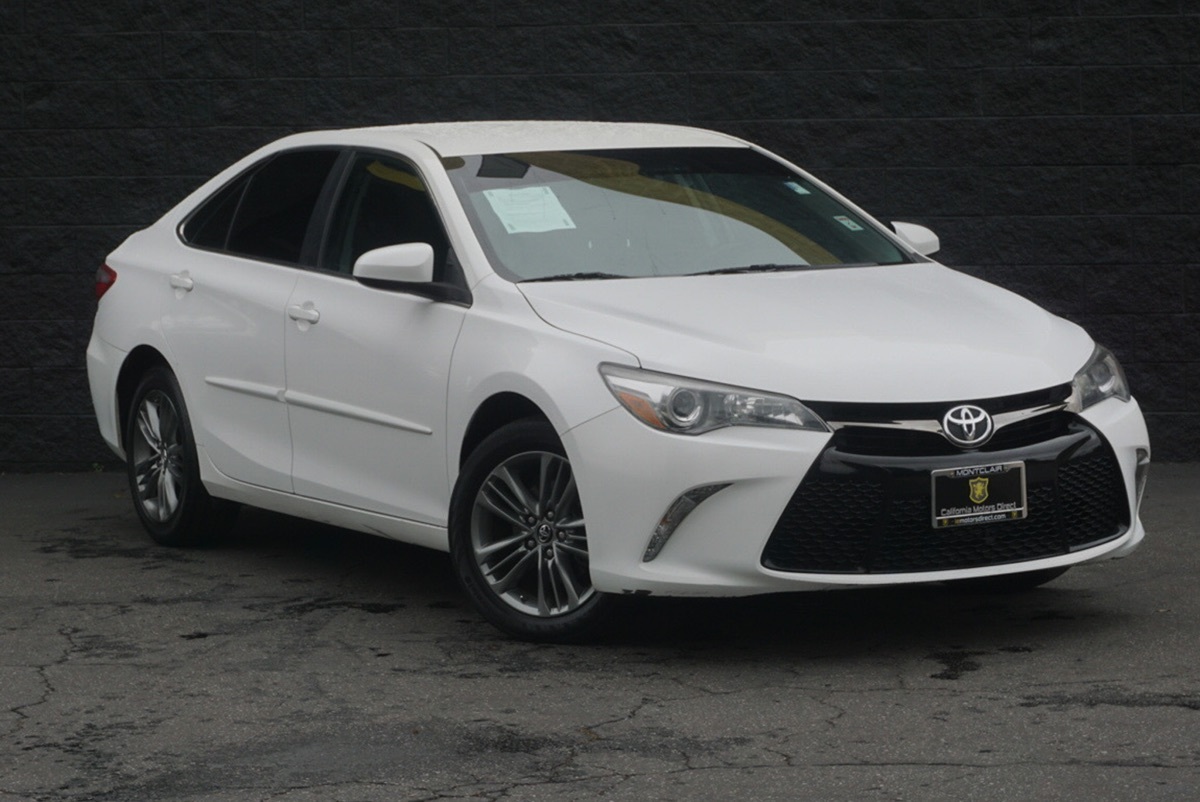 Sold 2017 Toyota Camry XLE in Montclair