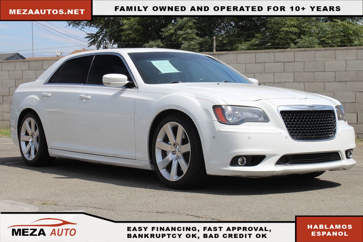 2012 Chrysler 300 SRT8