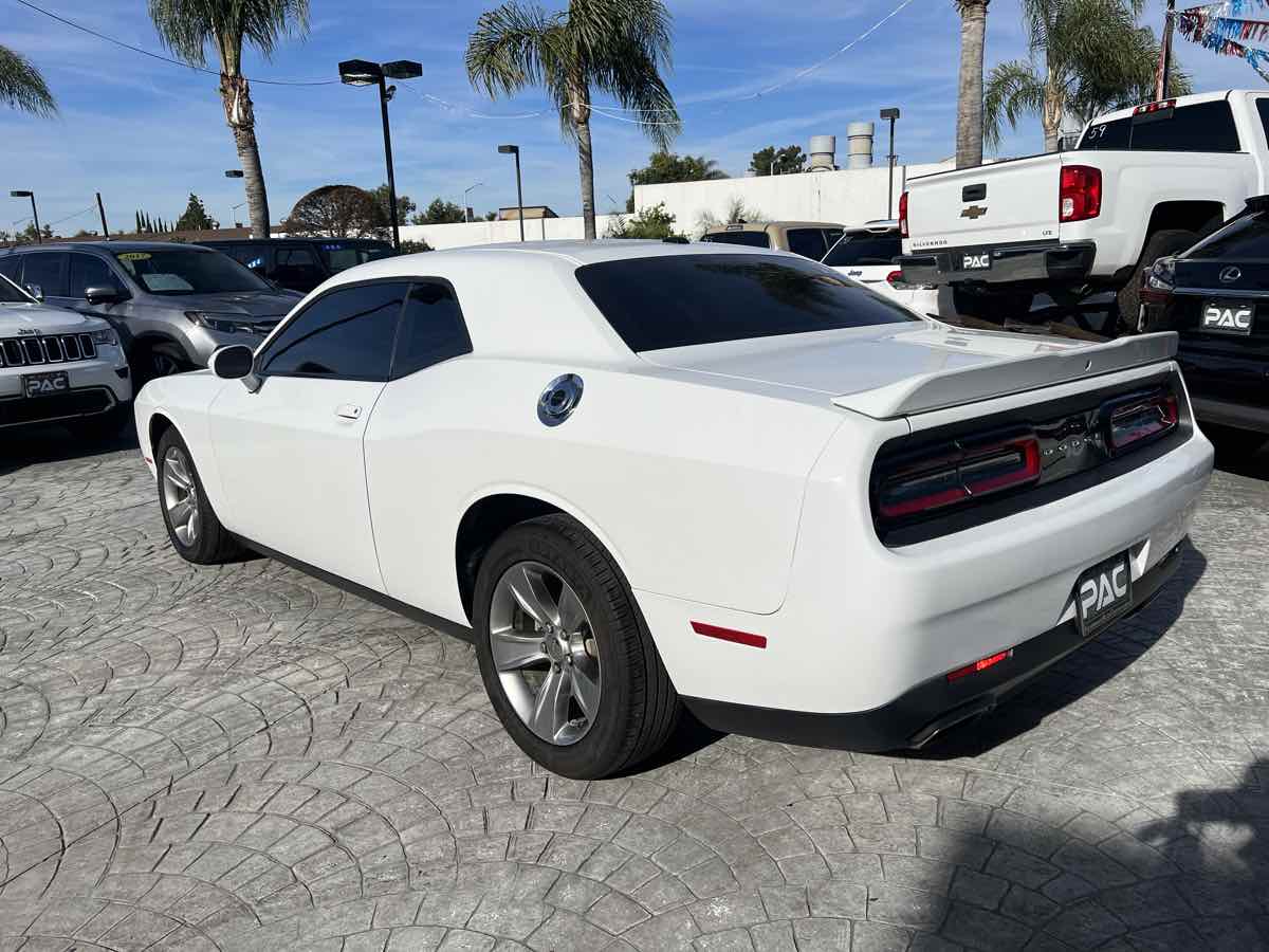 Dodge Challenger 2019 Dodge Challenger 2C3CDZAG0KH733458