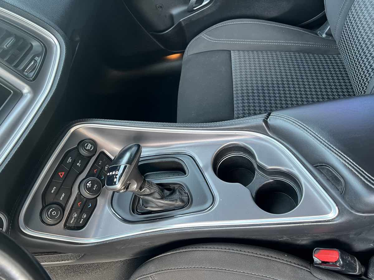 Dodge Challenger 2019 Dodge Challenger 2C3CDZAG0KH733458