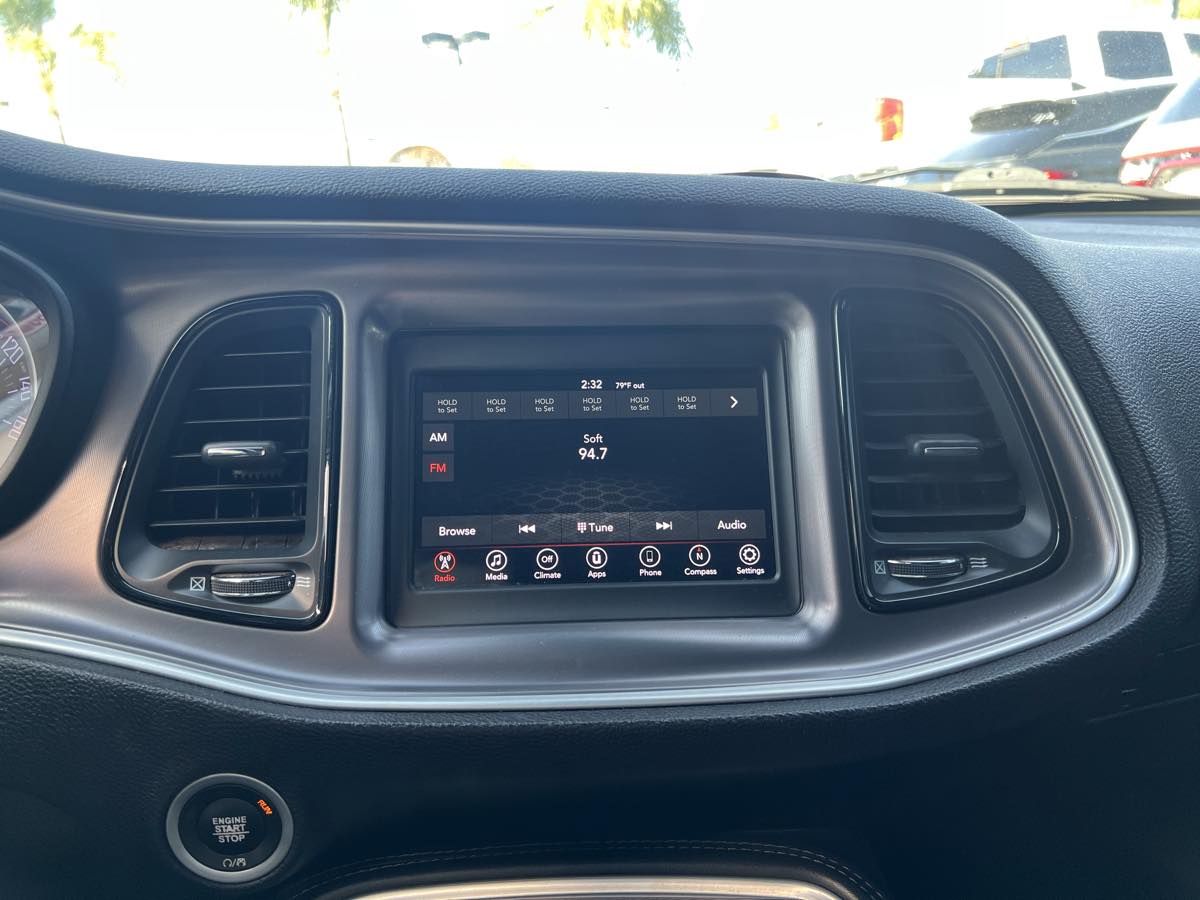 Dodge Challenger 2019 Dodge Challenger 2C3CDZAG0KH733458
