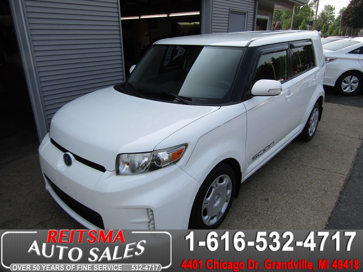 2014 Scion xB 