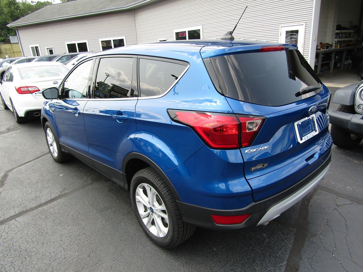 2019 Ford Escape SE 3