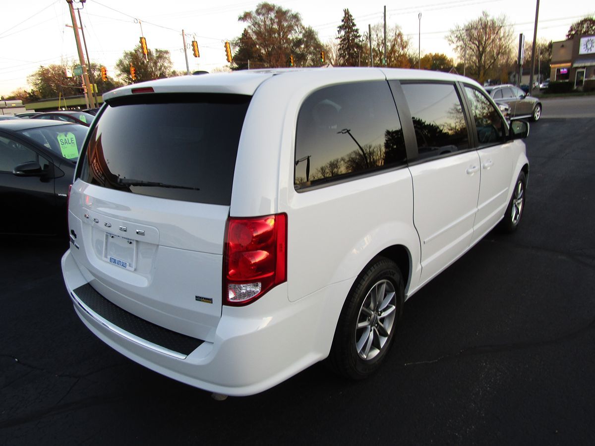 2016 Dodge Grand Caravan SE Plus 3