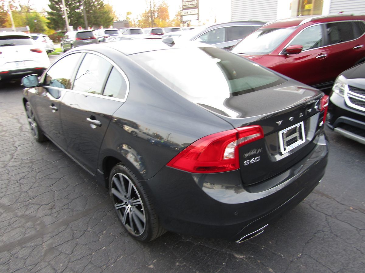 2015 Volvo S60 T6 Drive-E 3