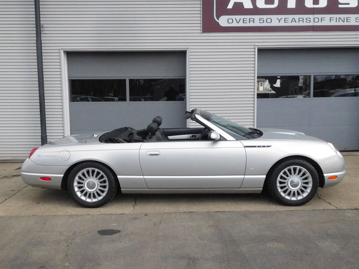 Sold 2004 Ford Thunderbird Deluxe In Grandville
