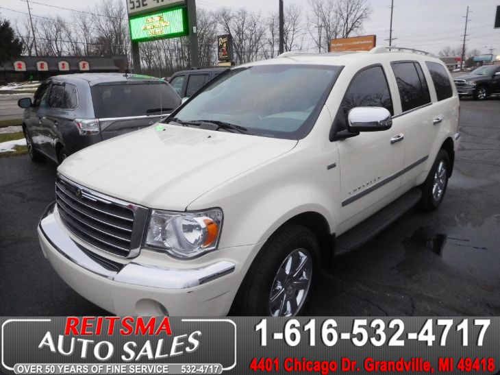 Sold 2008 Chrysler Aspen Limited In Grandville