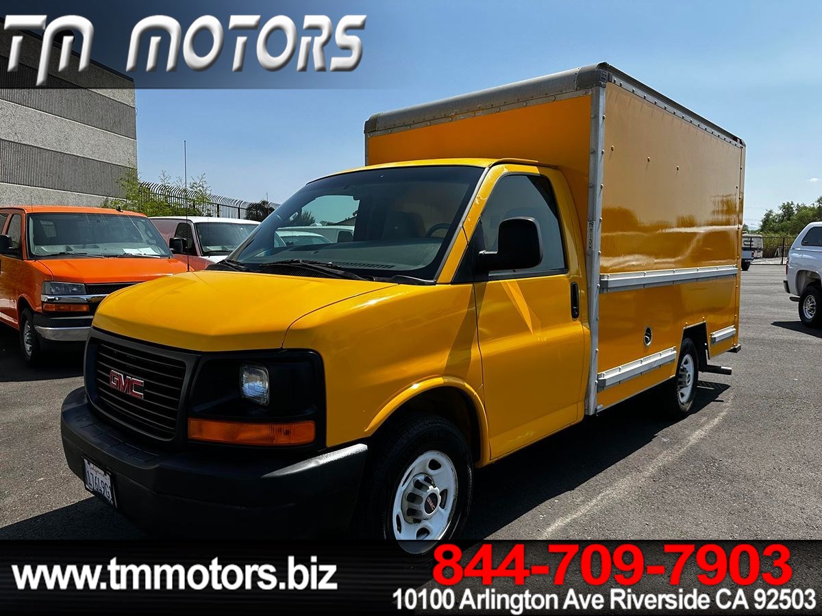 2008 GMC Savana Cutaway 3500 SRW Boxed Truck