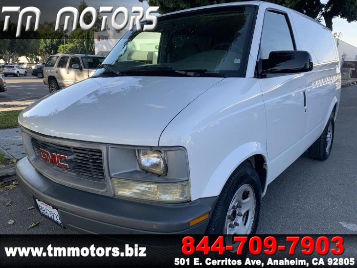 2003 gmc safari cargo van