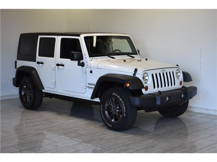 2013 jeep wrangler unlimited sport