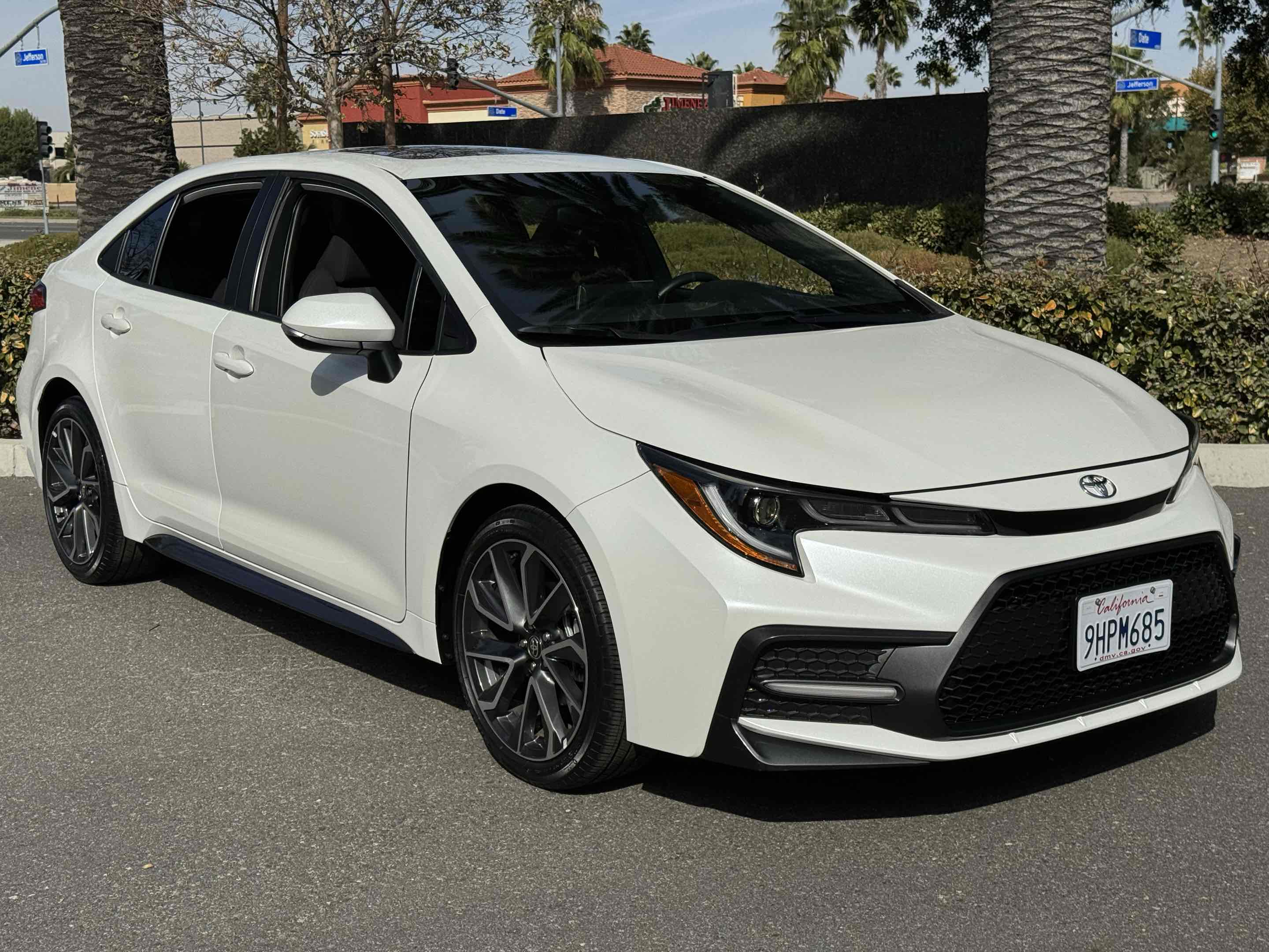 2020 Toyota Corolla SE - SE PREMIUM PACKAGE - SPECIAL COLOR