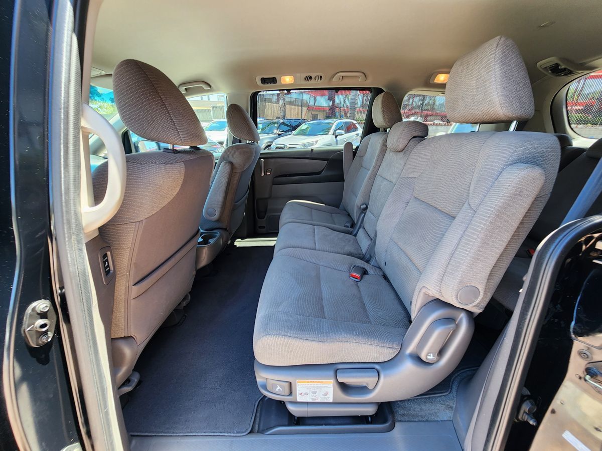 Honda fashion odyssey 8 seater for