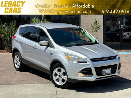 2016 Ford Escape SE LOW MILES W/ 1 OWNER W/ BACKUP CAMERA