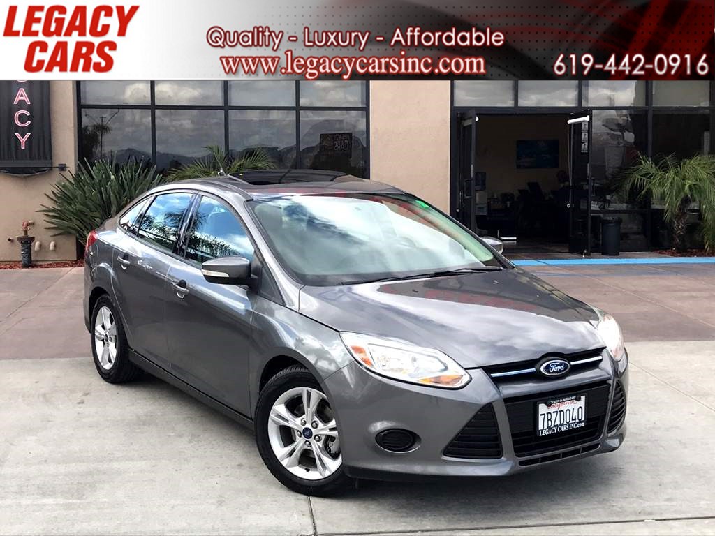 2014 Ford Focus SE w/Sunroof