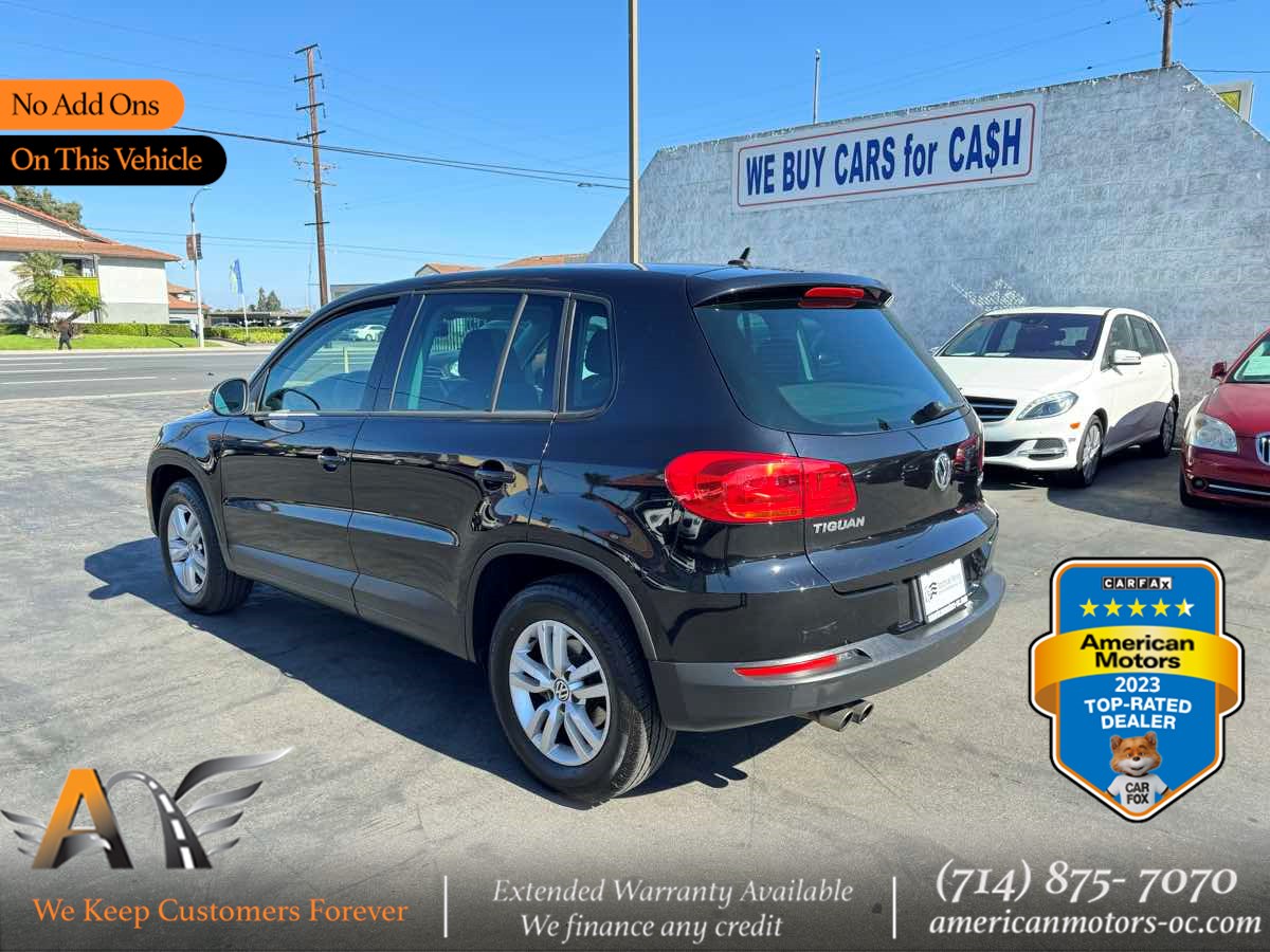 2012 Volkswagen Tiguan S w/Sunroof