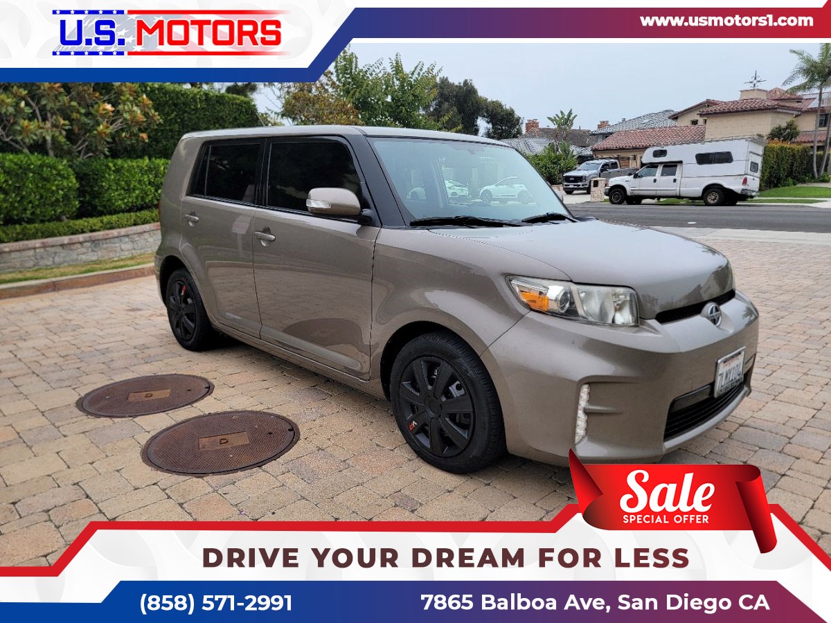 2015 Scion xB 