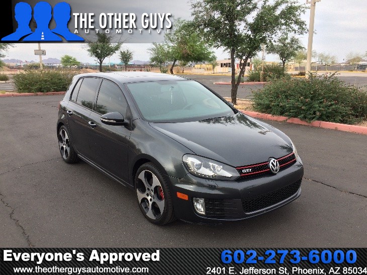 2012 Volkswagen GTI w/Sunroof & Navi