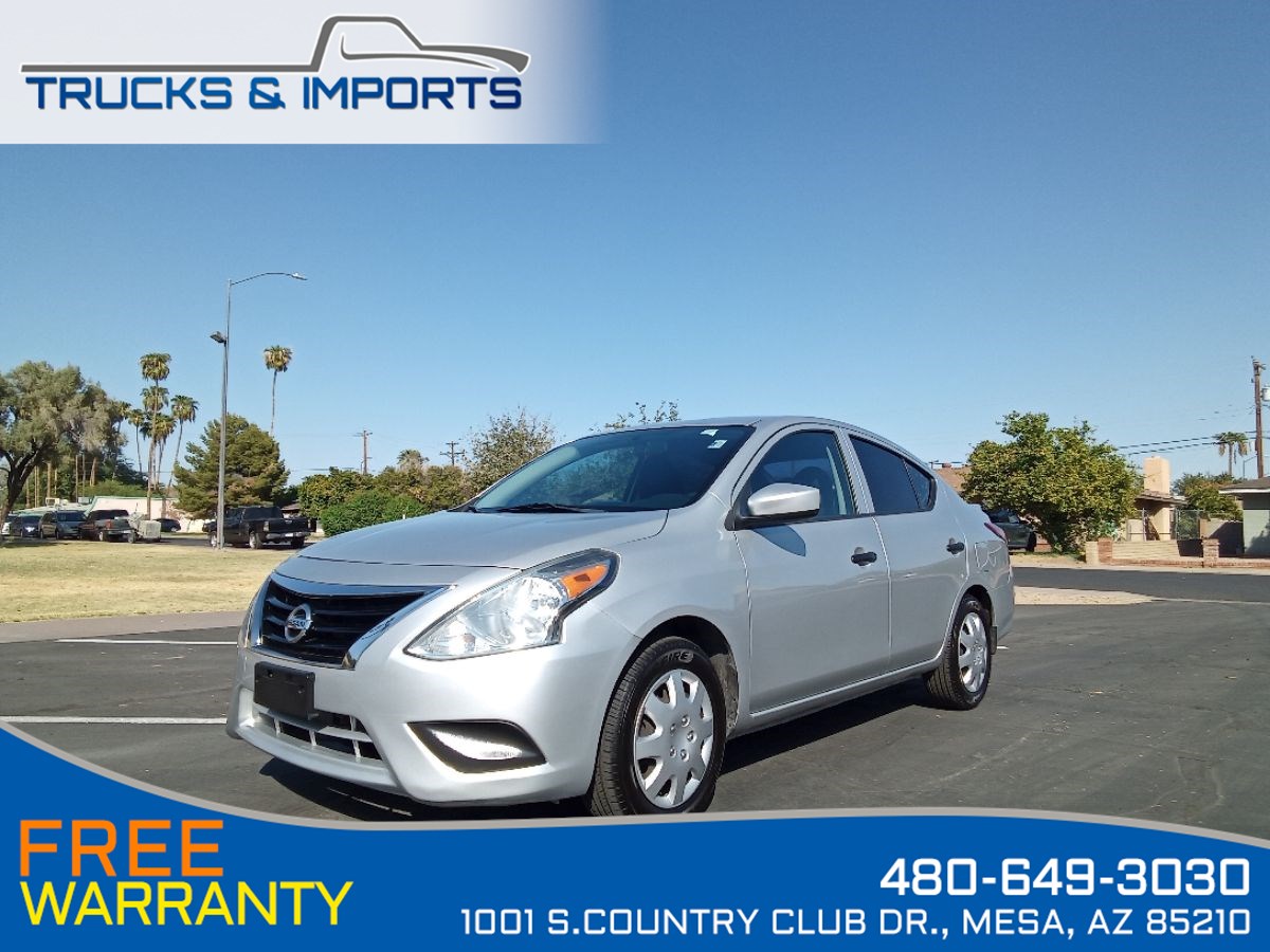 2016 Nissan Versa S Plus Clean Carfax Bluetooth 40 MPG!!!!