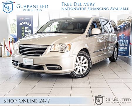 2016 Chrysler Town & Country Touring