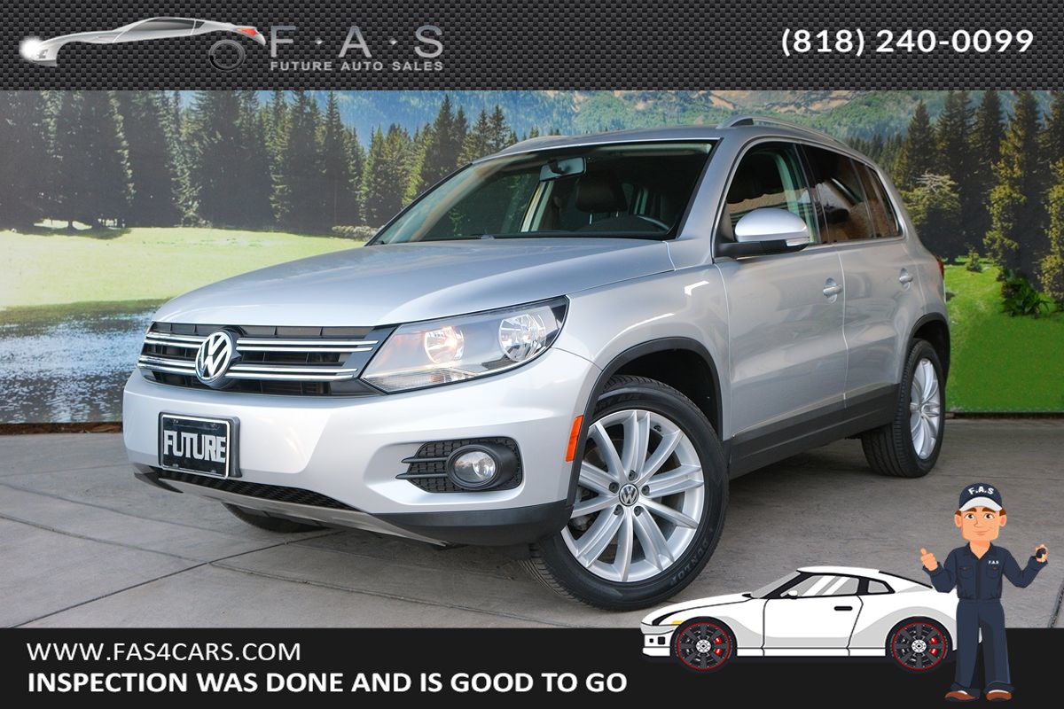 2013 Volkswagen Tiguan SE w/Sunroof & Nav