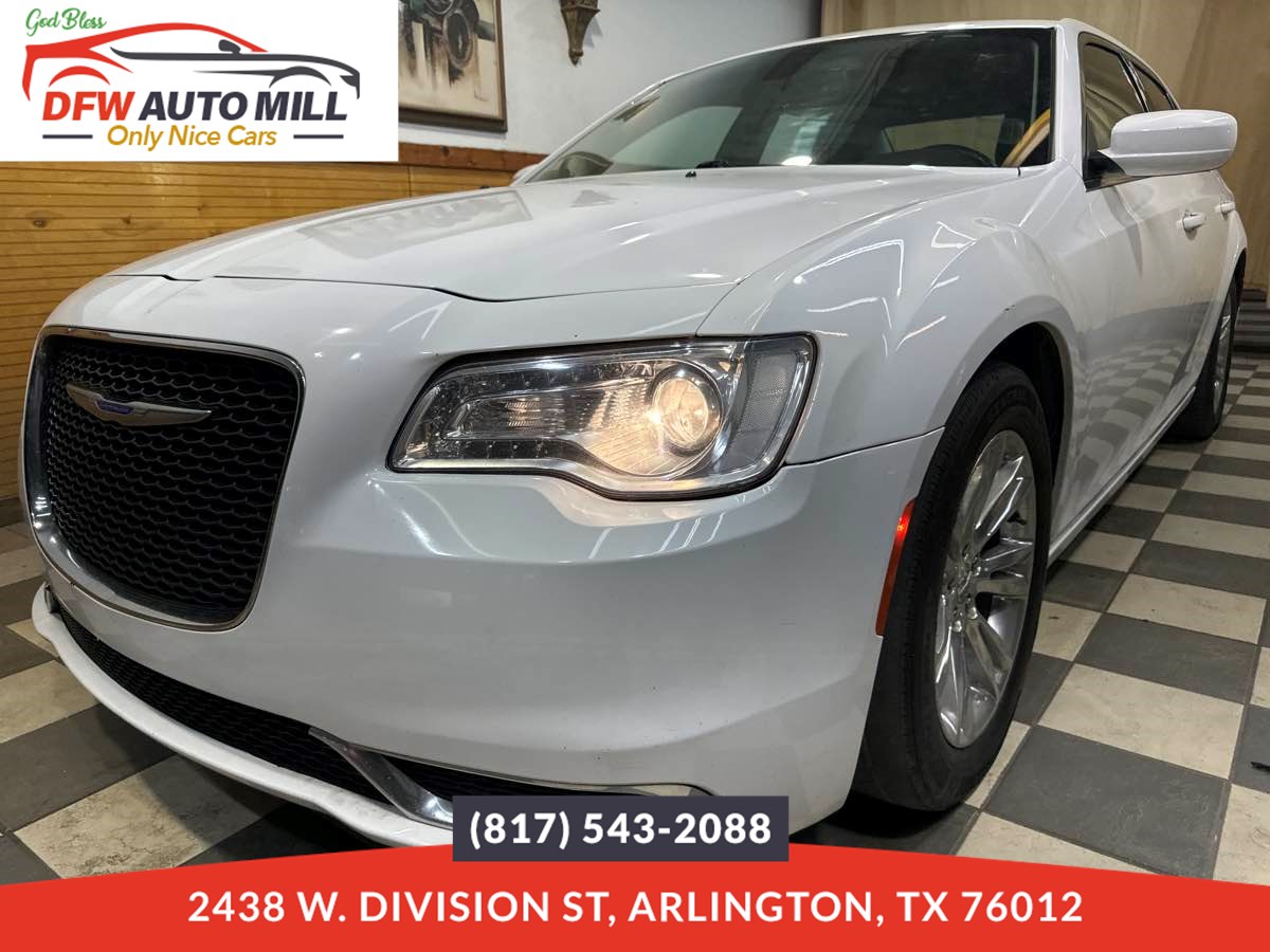 2019 Chrysler 300 Touring L