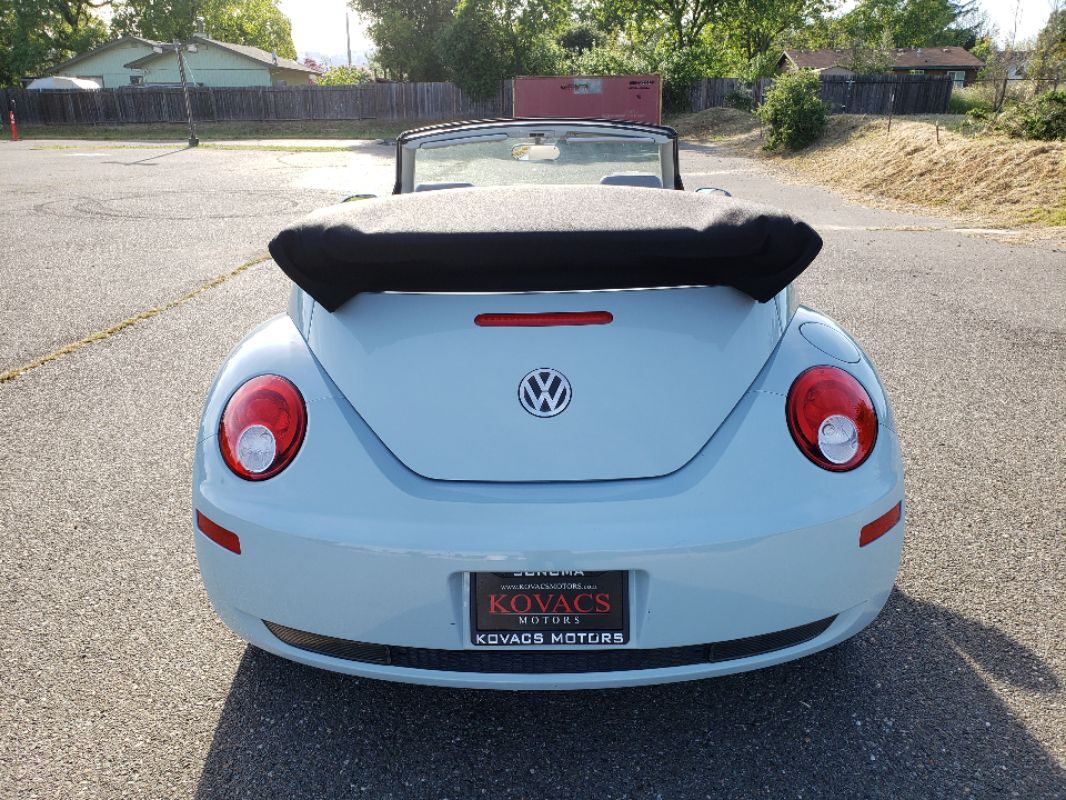 Sold 2006 Volkswagen New Beetle Convertible in Sonoma